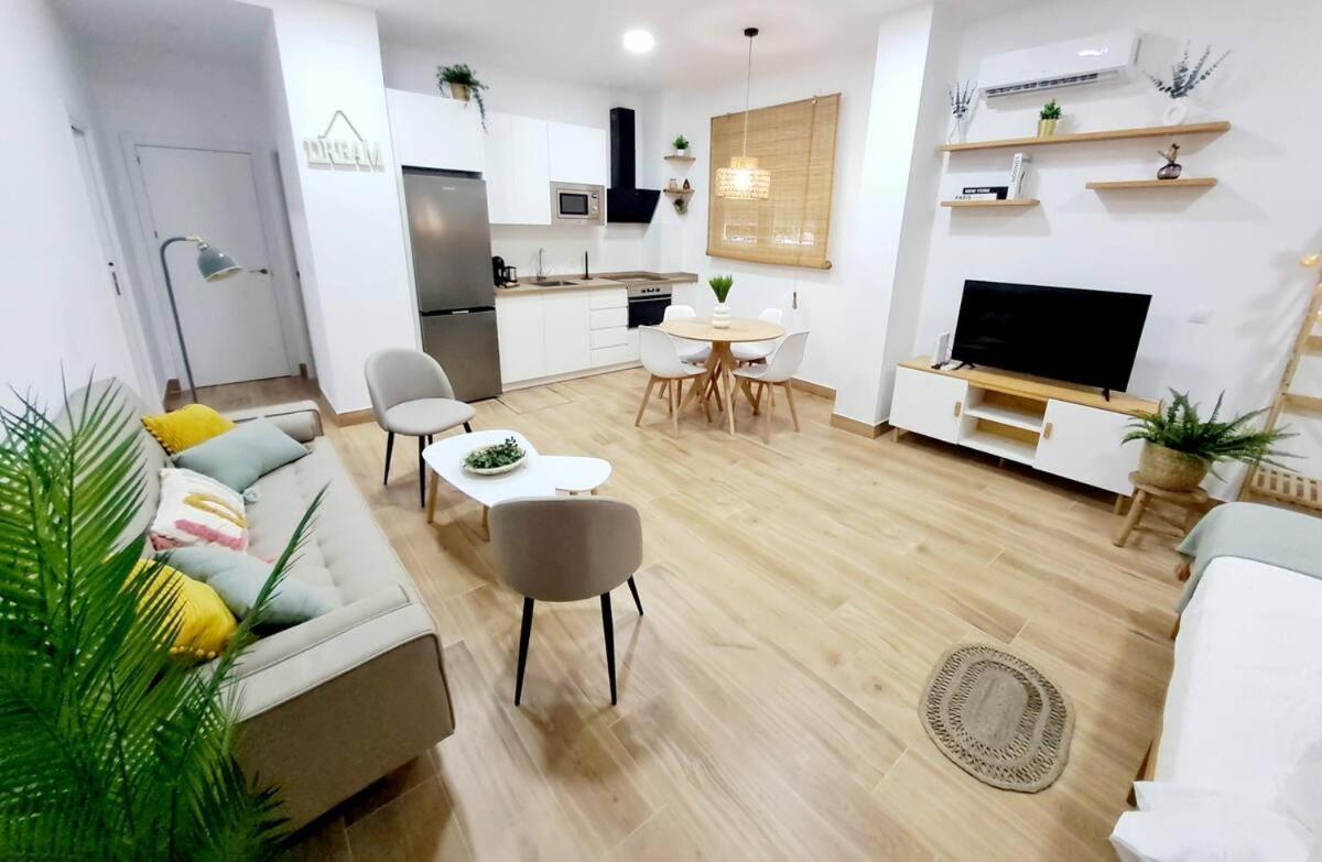 Coffee & Calm Triana Apartment Sevilha Exterior foto