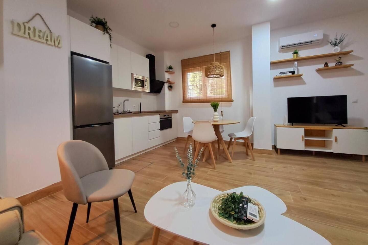 Coffee & Calm Triana Apartment Sevilha Exterior foto